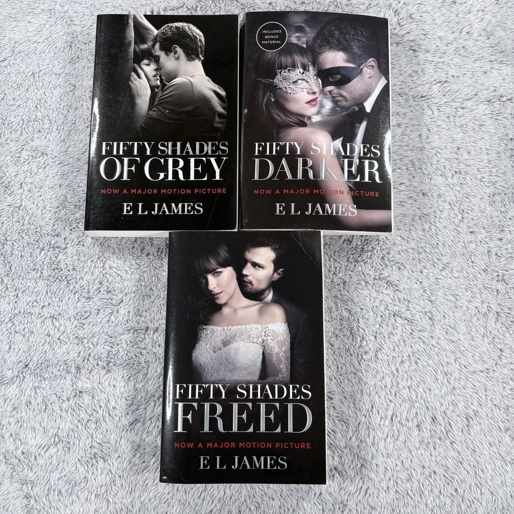 Fifty Shades Series (Movie Tie-In Edition): Book Three of the Fifty Shades Tr...